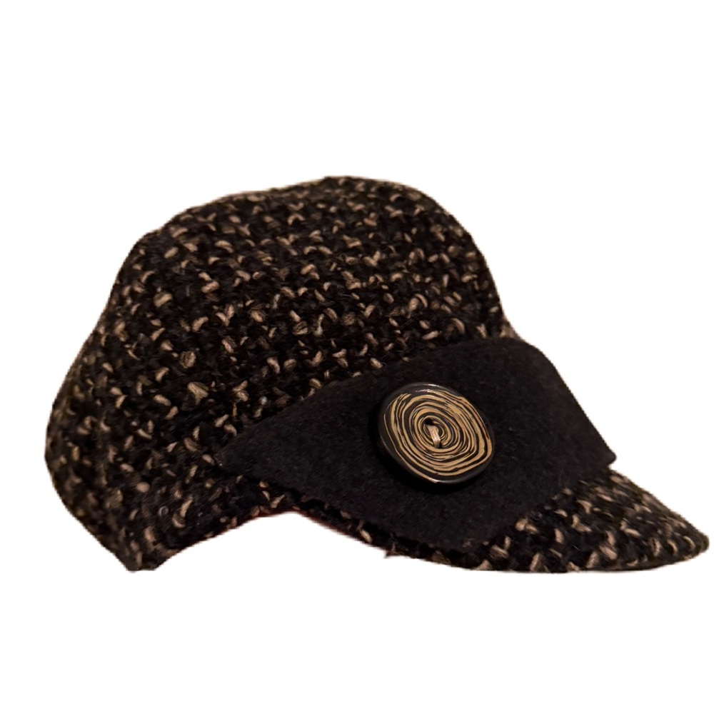 Lillie & Cohoe Derby Hat. Tweed with button on front Made in Canada